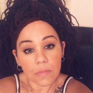 Meet your Posher, Tabitha